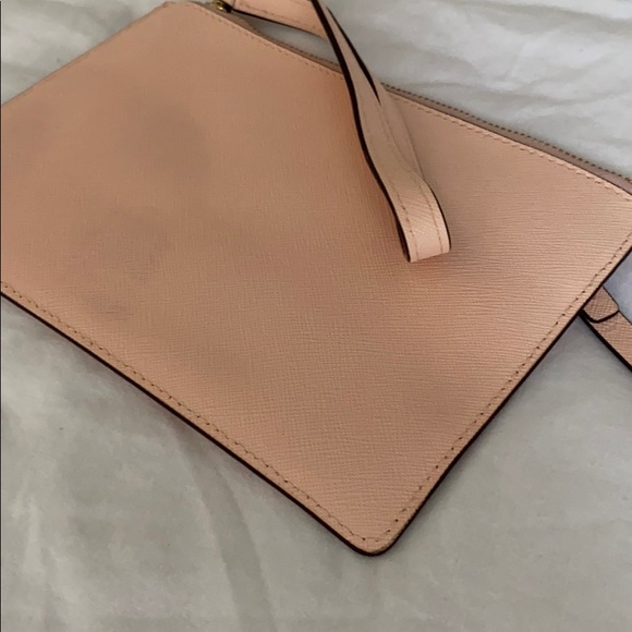 Kate Spade Wristlet - Picture 4 of 5